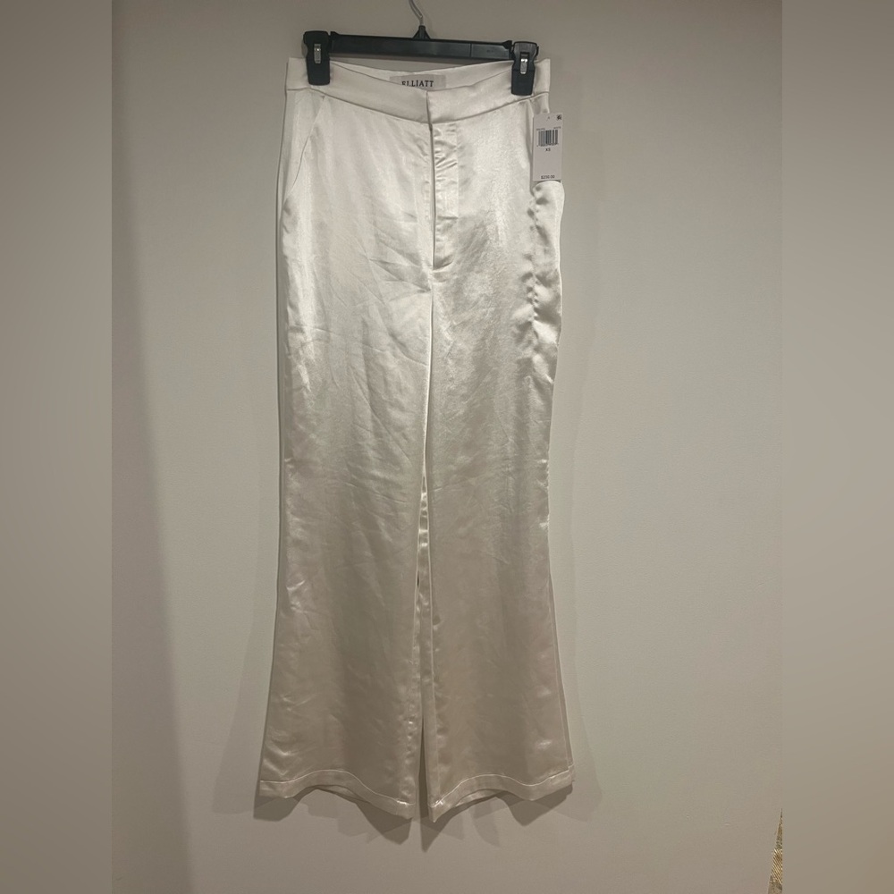 Elliatt Ivory Satin Trousers